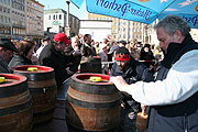 Freibier für alle (Foto: MartiN Schmitz)